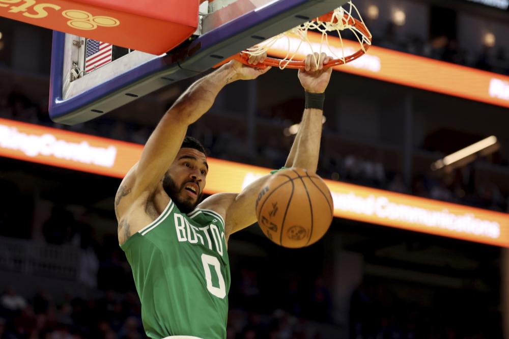 球员受伤 球员受伤