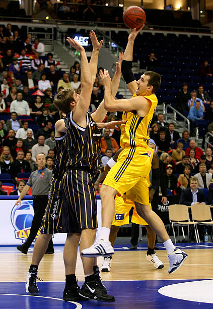 他的赛前训 他的赛前训